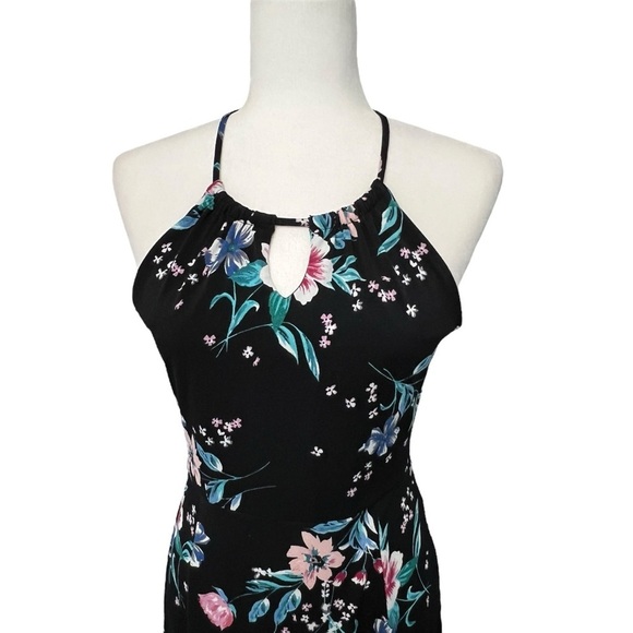 Candie's Green Halter Sheath Maxi Dress - Picture 3 of 16